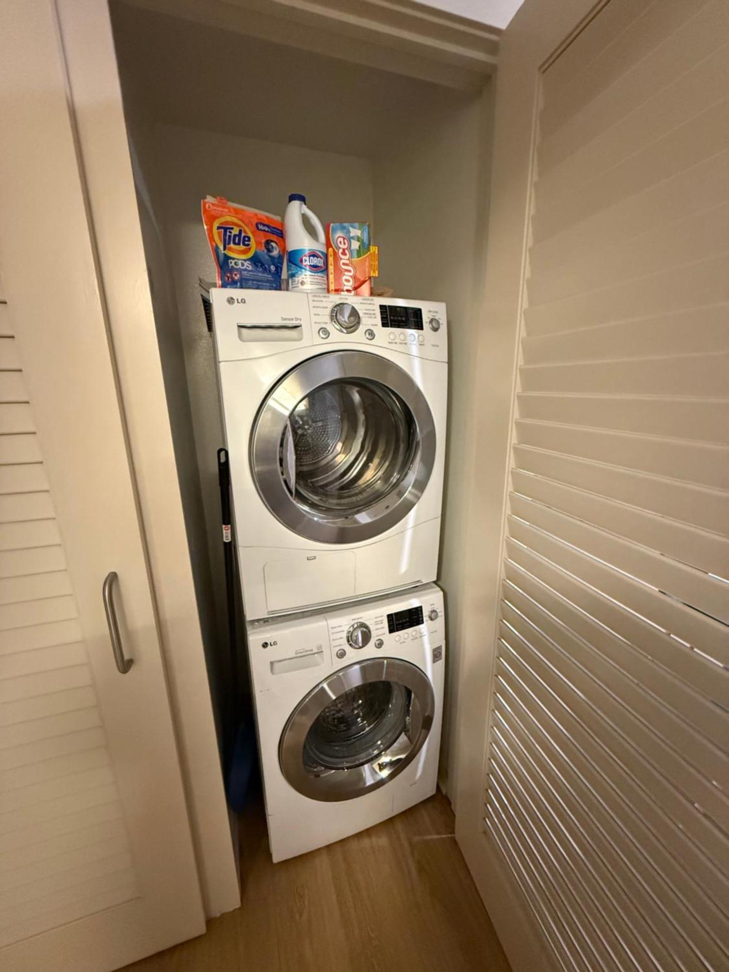 1br W Patio In Hollywood!!